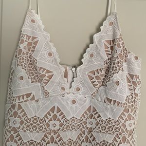Lulu Size small White Lace Dress
